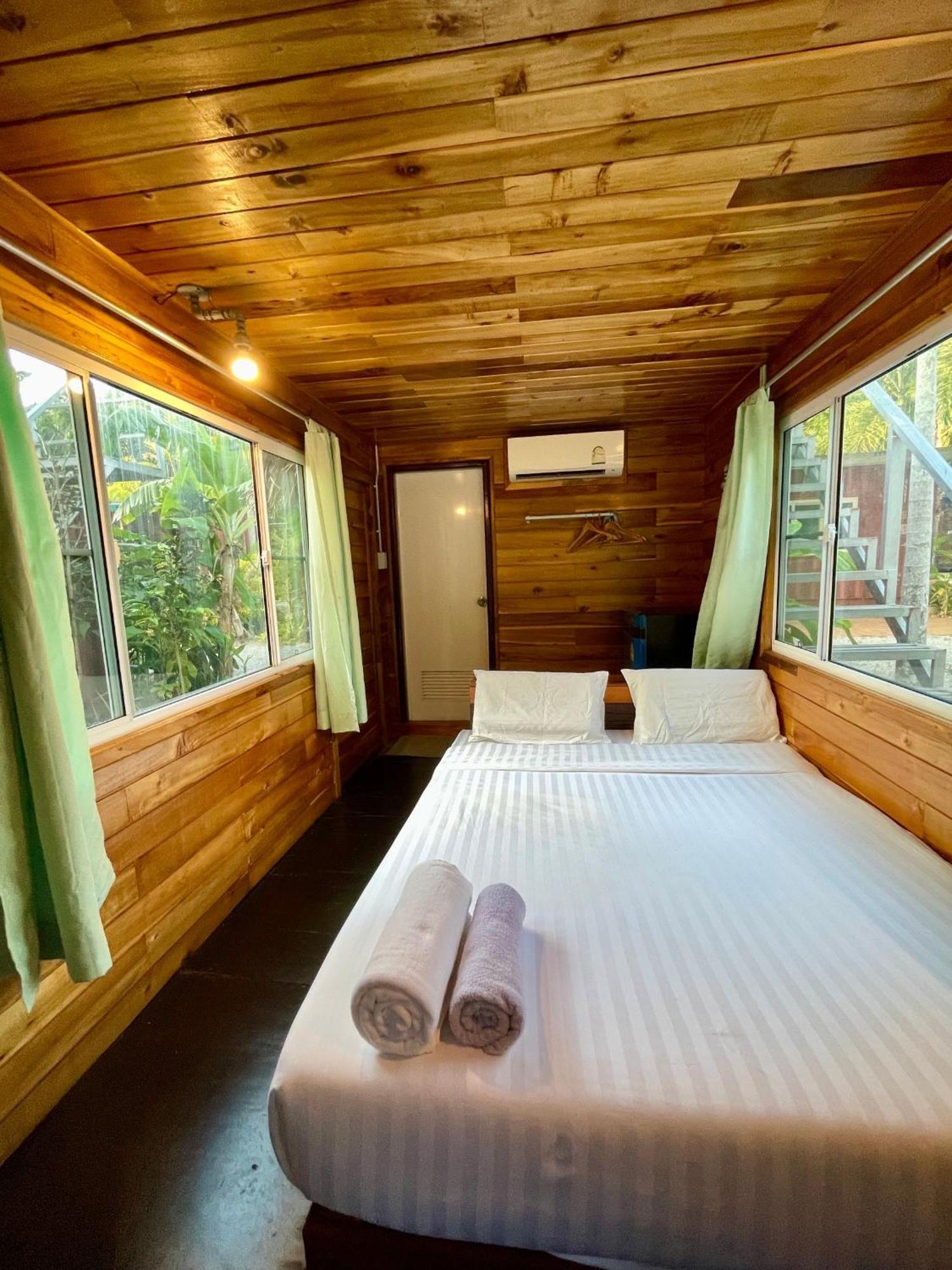 The Camper Lodge Khao Sok บ้านบางบอน ภายนอก รูปภาพ