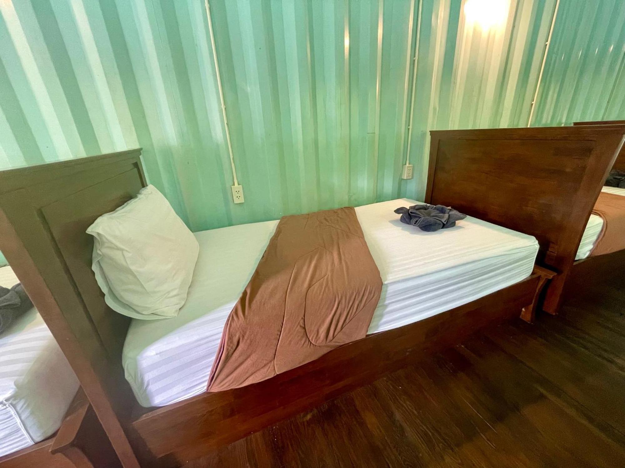 The Camper Lodge Khao Sok บ้านบางบอน ภายนอก รูปภาพ