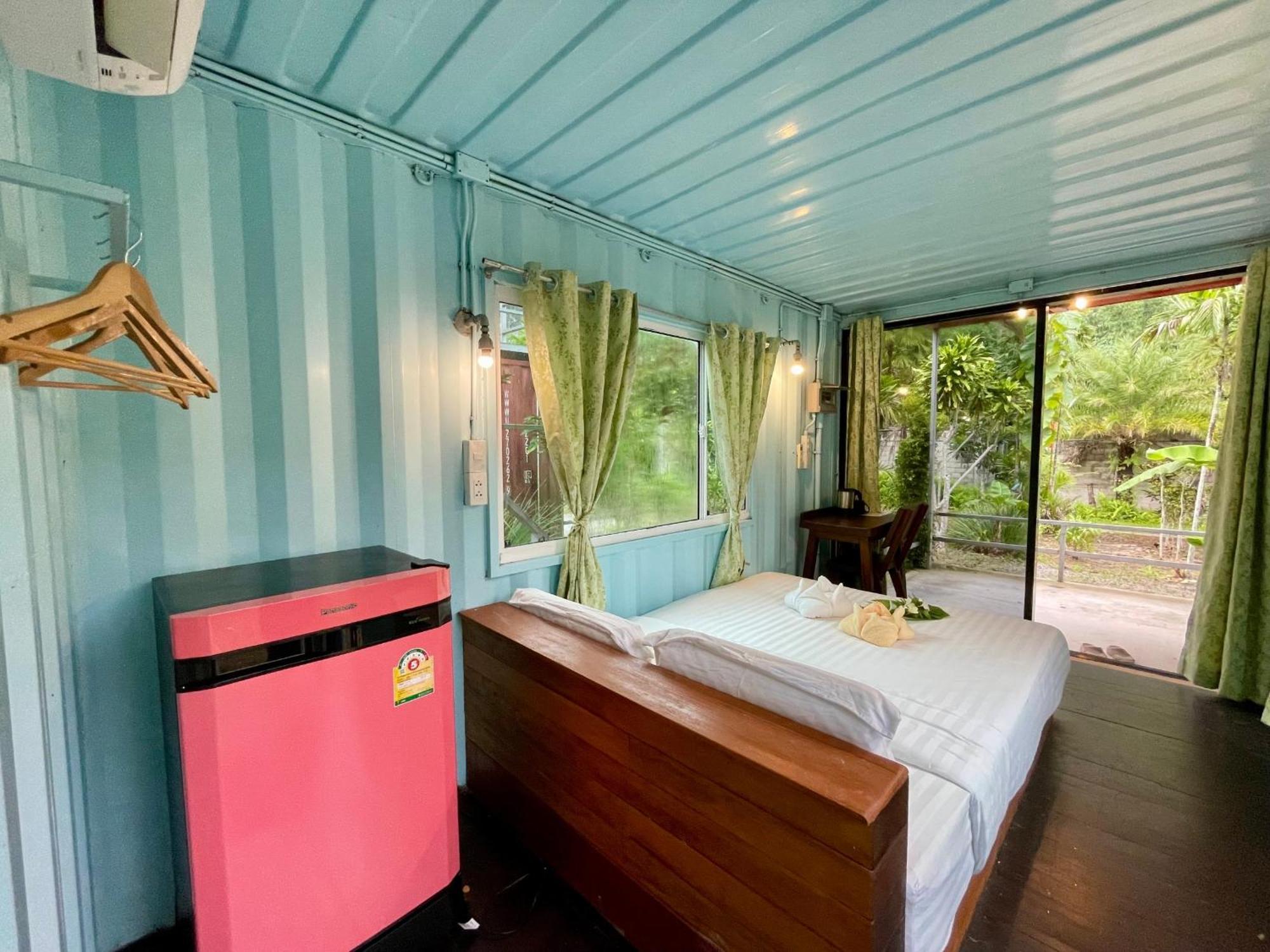 The Camper Lodge Khao Sok บ้านบางบอน ภายนอก รูปภาพ
