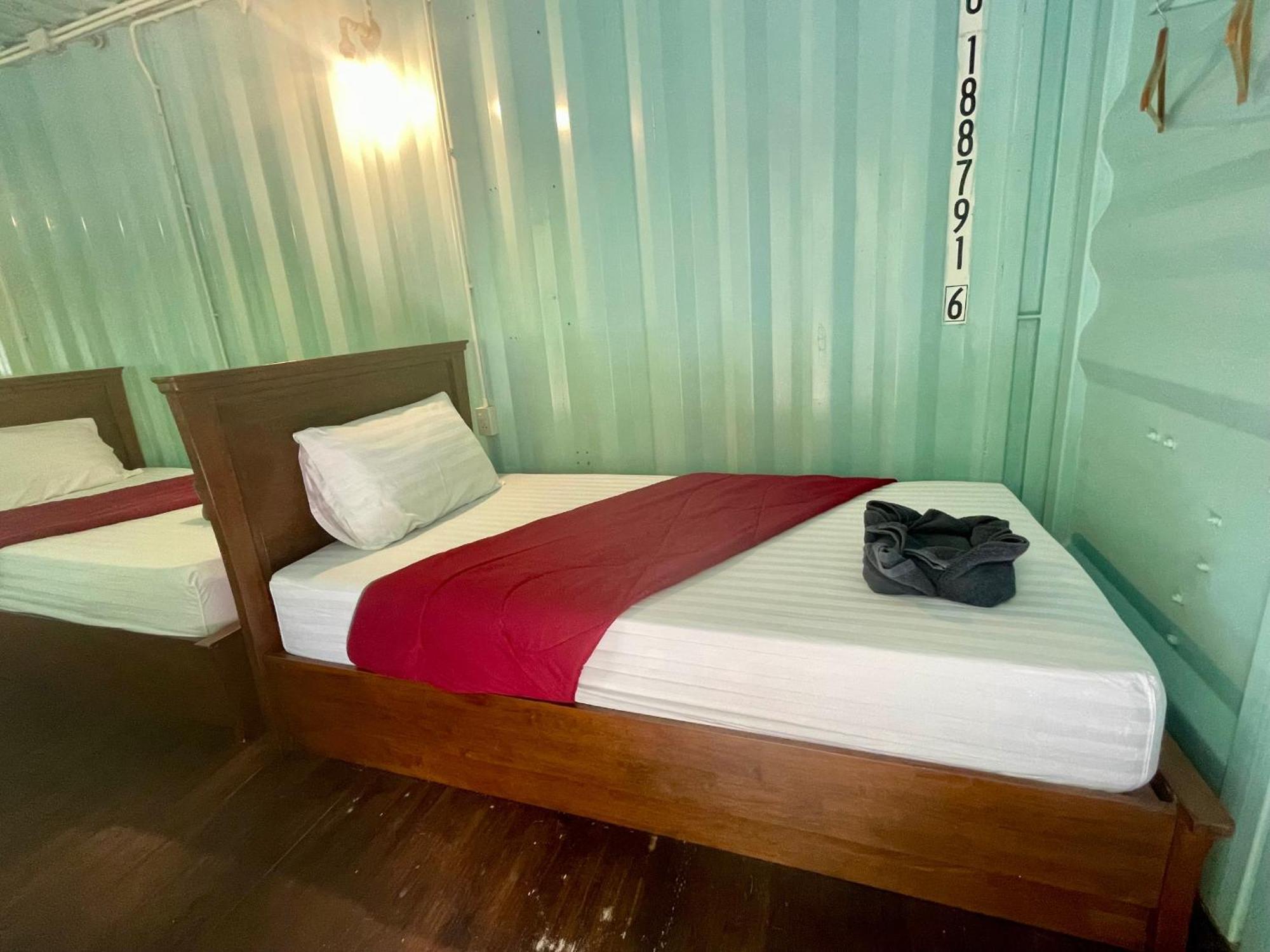 The Camper Lodge Khao Sok บ้านบางบอน ภายนอก รูปภาพ